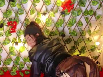 See _miss_karoline online Now @ seximation.com