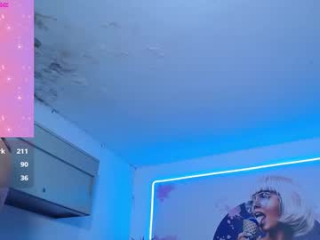 See Cristal_horny19 online Now @ seximation.com
