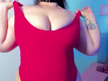 See Curvy_rousi online Now @ seximation.com