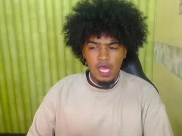 See Jaicob_runeer online Now @ seximation.com