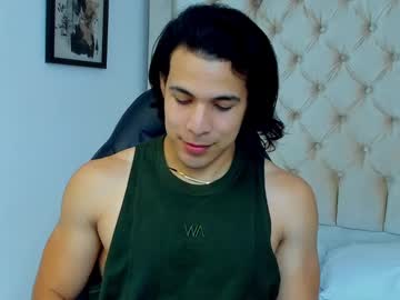 See Jason_curren online Now @ seximation.com