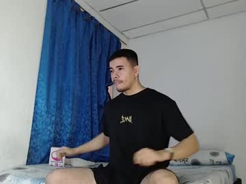 See Jeycob_happy97 online Now @ seximation.com