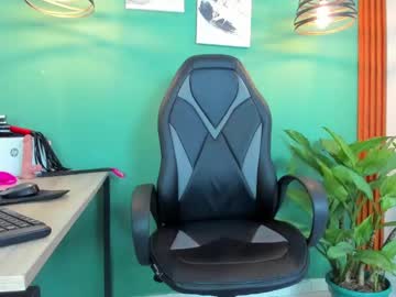 See Katalina_miles online Now @ seximation.com