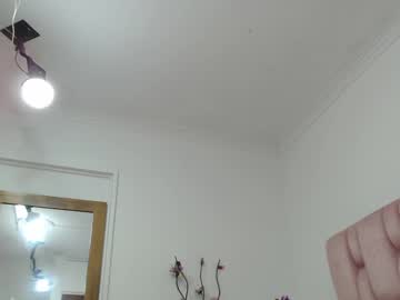 See Katt_rose_8 online Now @ seximation.com