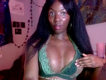 See Lanaluxxe4 online Now @ seximation.com