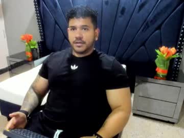 See Michael_hill1 online Now @ seximation.com