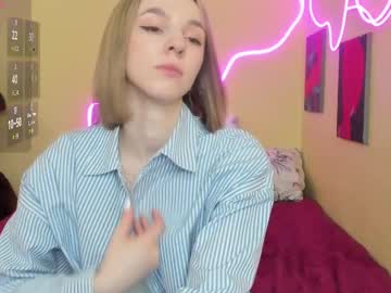 See Nessadiaz online Now @ seximation.com