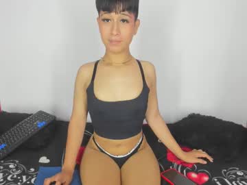 See Nicol_mc0319 online Now @ seximation.com