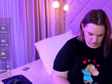 See Polly_greartt online Now @ seximation.com