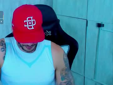 See Rickg_oficial online Now @ seximation.com