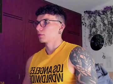 See Thomas_fuckboy online Now @ seximation.com