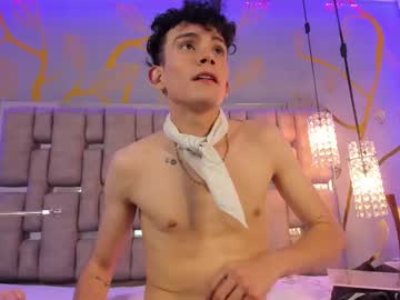 See Valentinomoreti online Now @ seximation.com