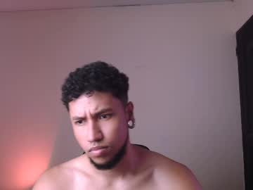 See Yerfon_s1 online Now @ seximation.com