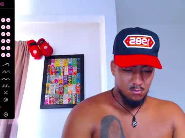 See Yosoy_enzo2020 online Now @ seximation.com
