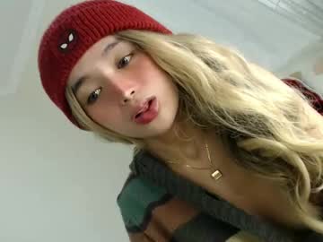 See Yougotelise69 online Now @ seximation.com
